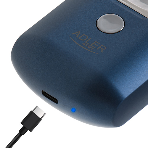 Cestovný holiaci strojček Adler - USB s 2 hlavami